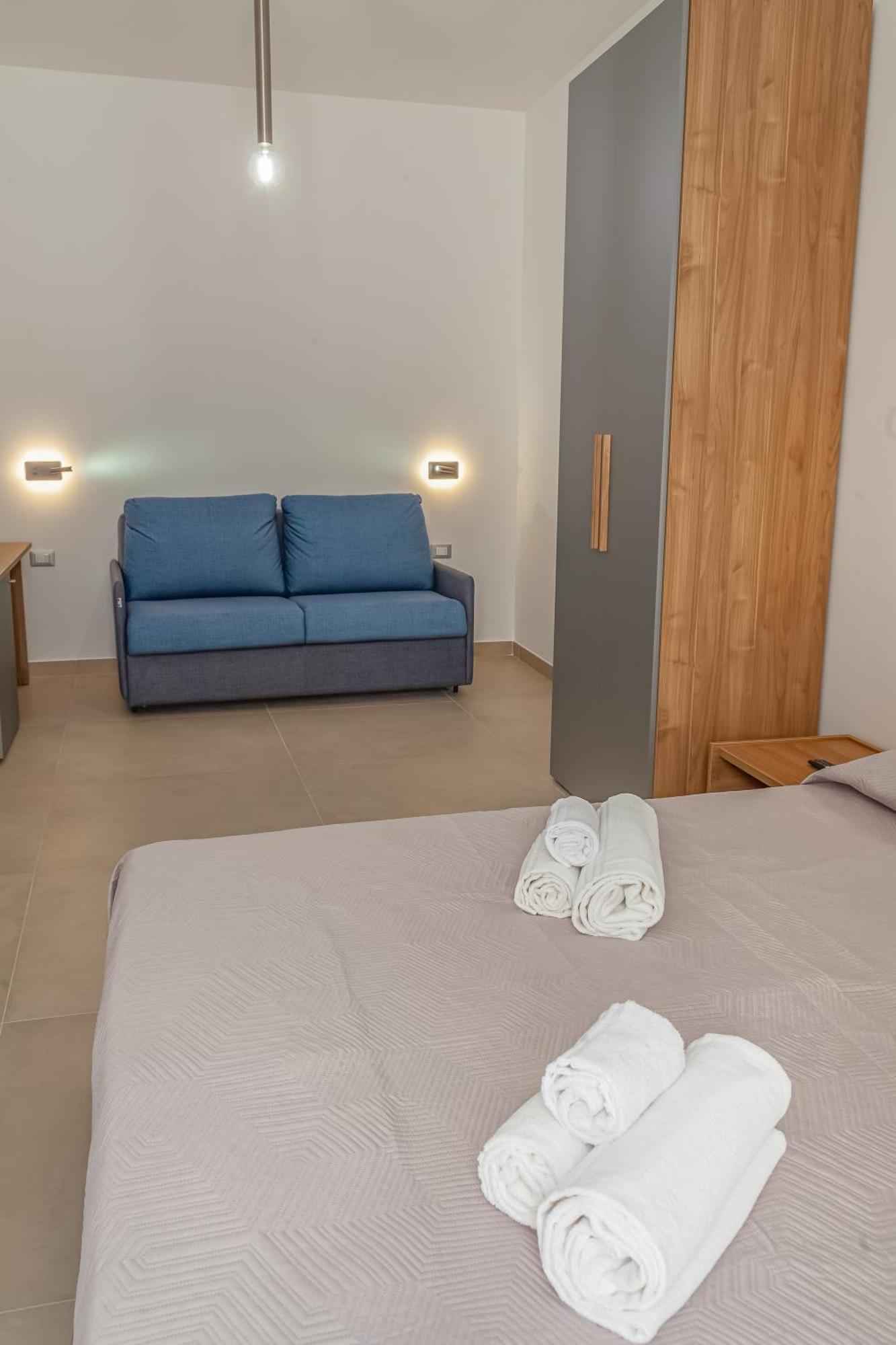 Isgro Rooms Marsala Bagian luar foto